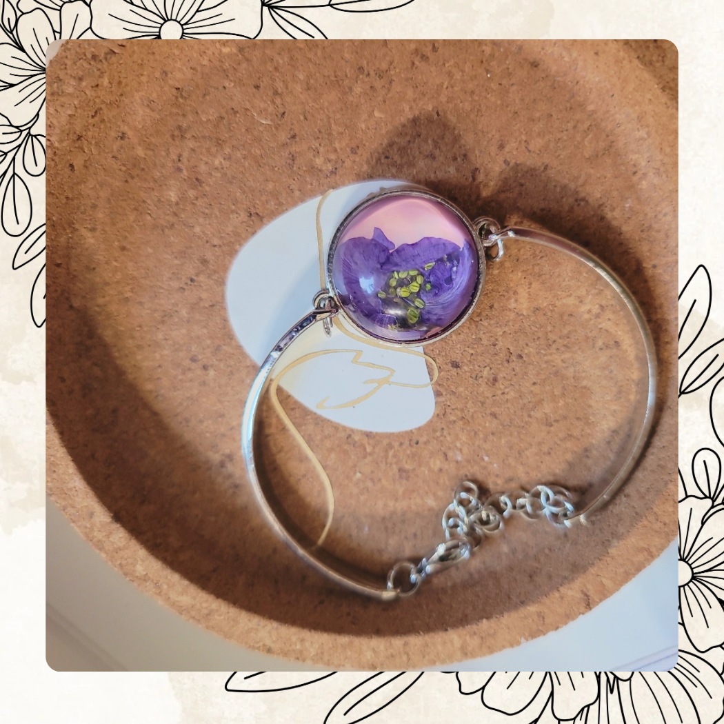Ever Bloom Floral Resin Bracelet | Purple Petal Charm