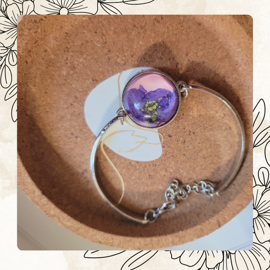 Ever Bloom Floral Resin Bracelet | Purple Petal Charm