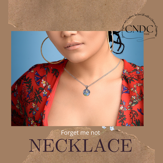 Forget me not | Pressed flower Resin Necklace